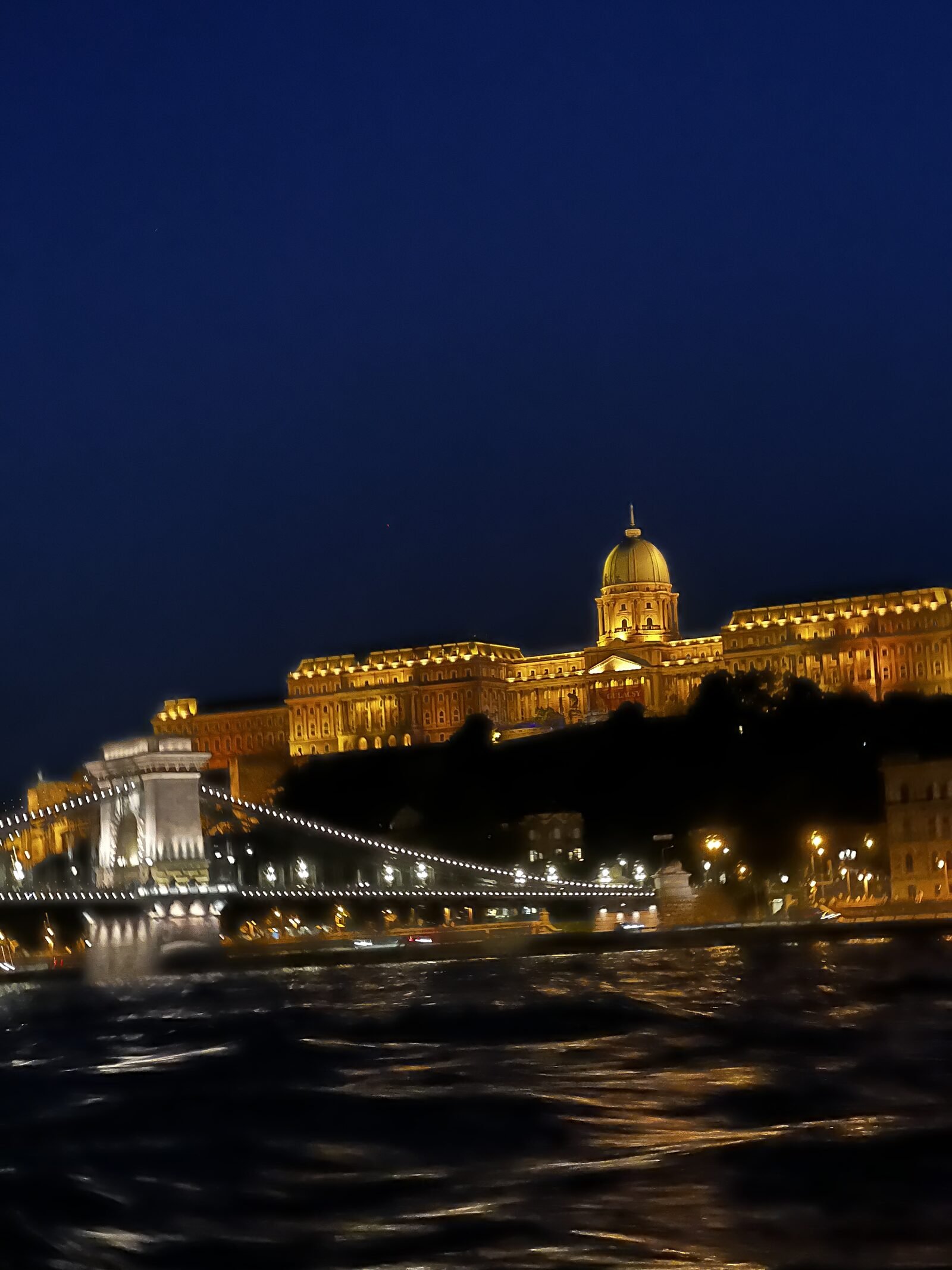 Budapest esti városnézés
